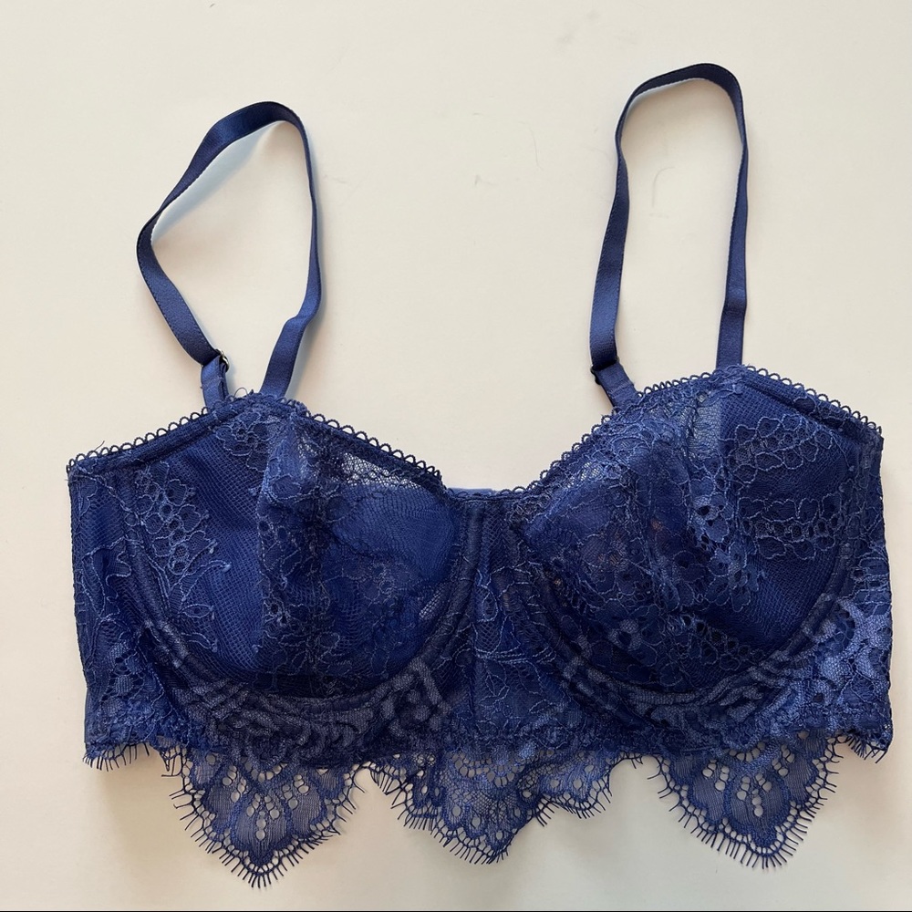 New Victoria’s Secret Lace Underwire Bralette Bra Blue